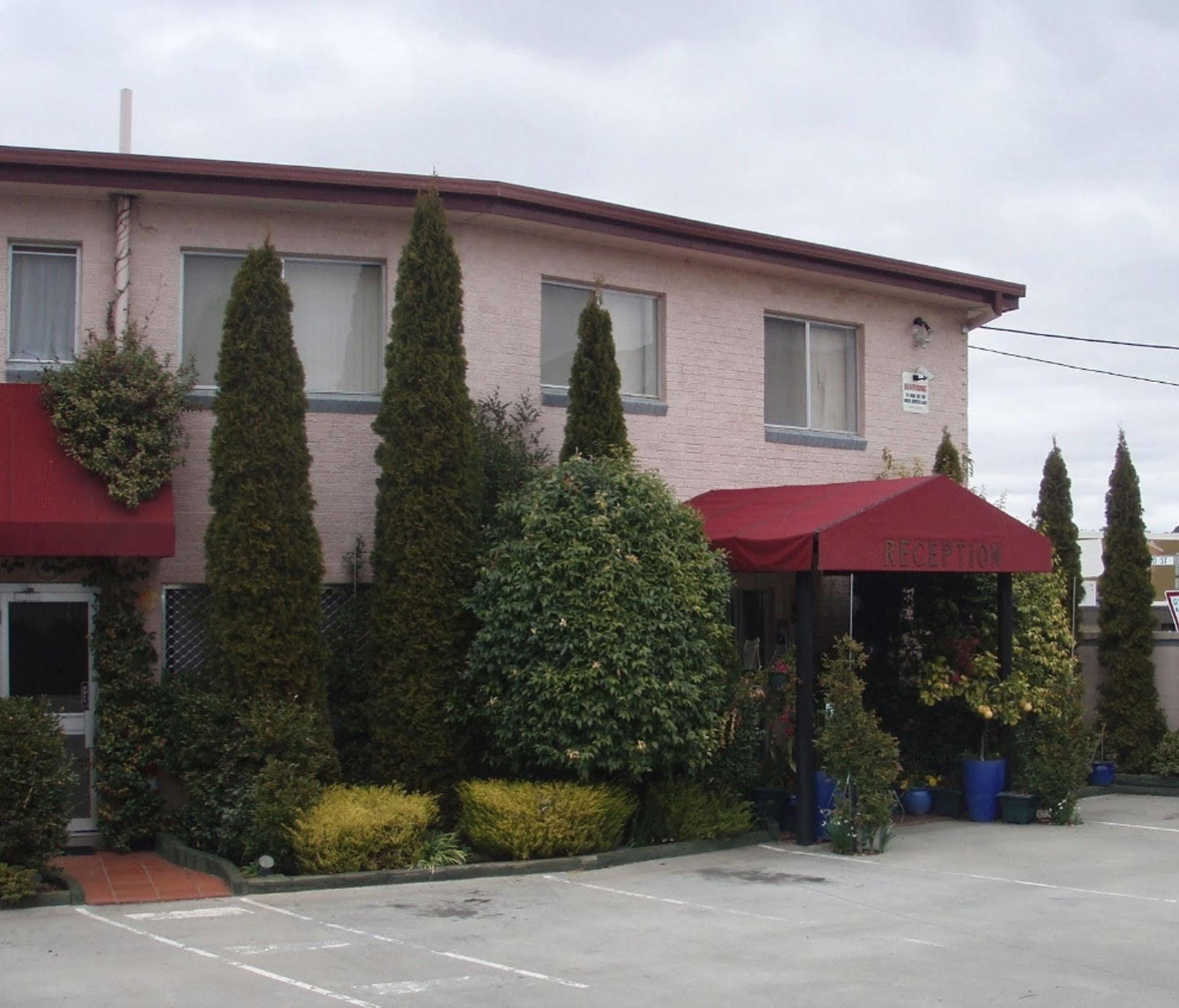 Crest Motor Inn Queanbeyan Exteriér fotografie